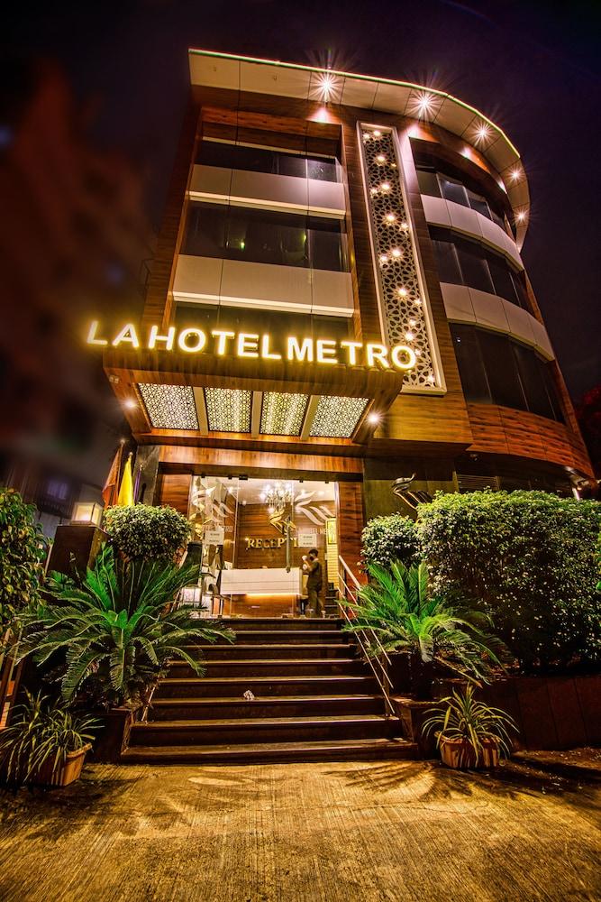 ลา โฮเต็ล เมโทร Hotel มุมไบ ภายนอก รูปภาพ