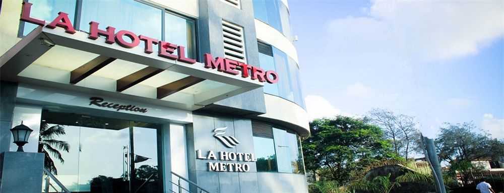 ลา โฮเต็ล เมโทร Hotel มุมไบ ภายนอก รูปภาพ